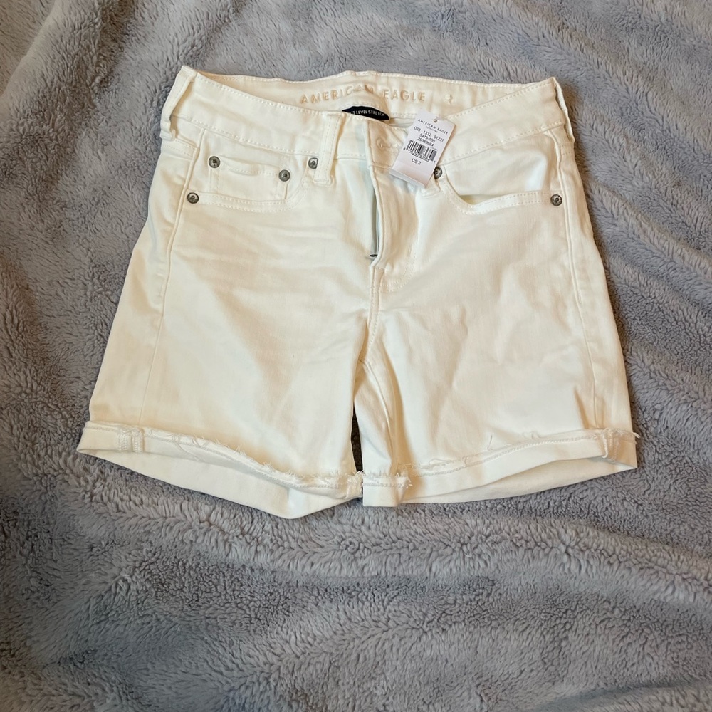 American Eagle Outfitters Shorts White Super Stretch